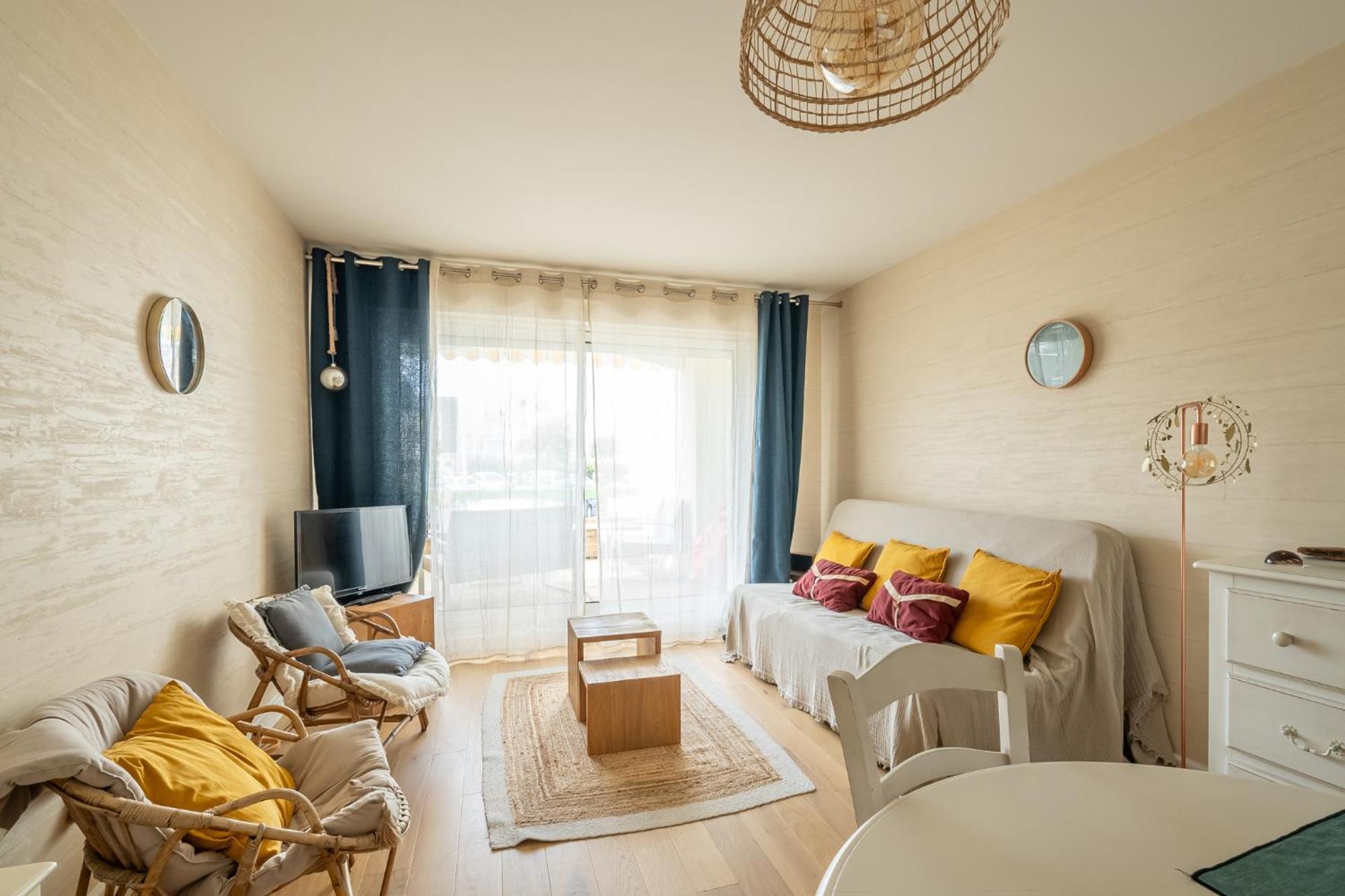 Agreable Appartement Et Terrasse A 2 Pas De La Mer Wimereux Exterior photo